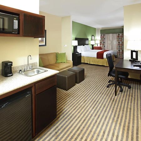 Holiday Inn Express & Suites Maumelle By Ihg Екстер'єр фото