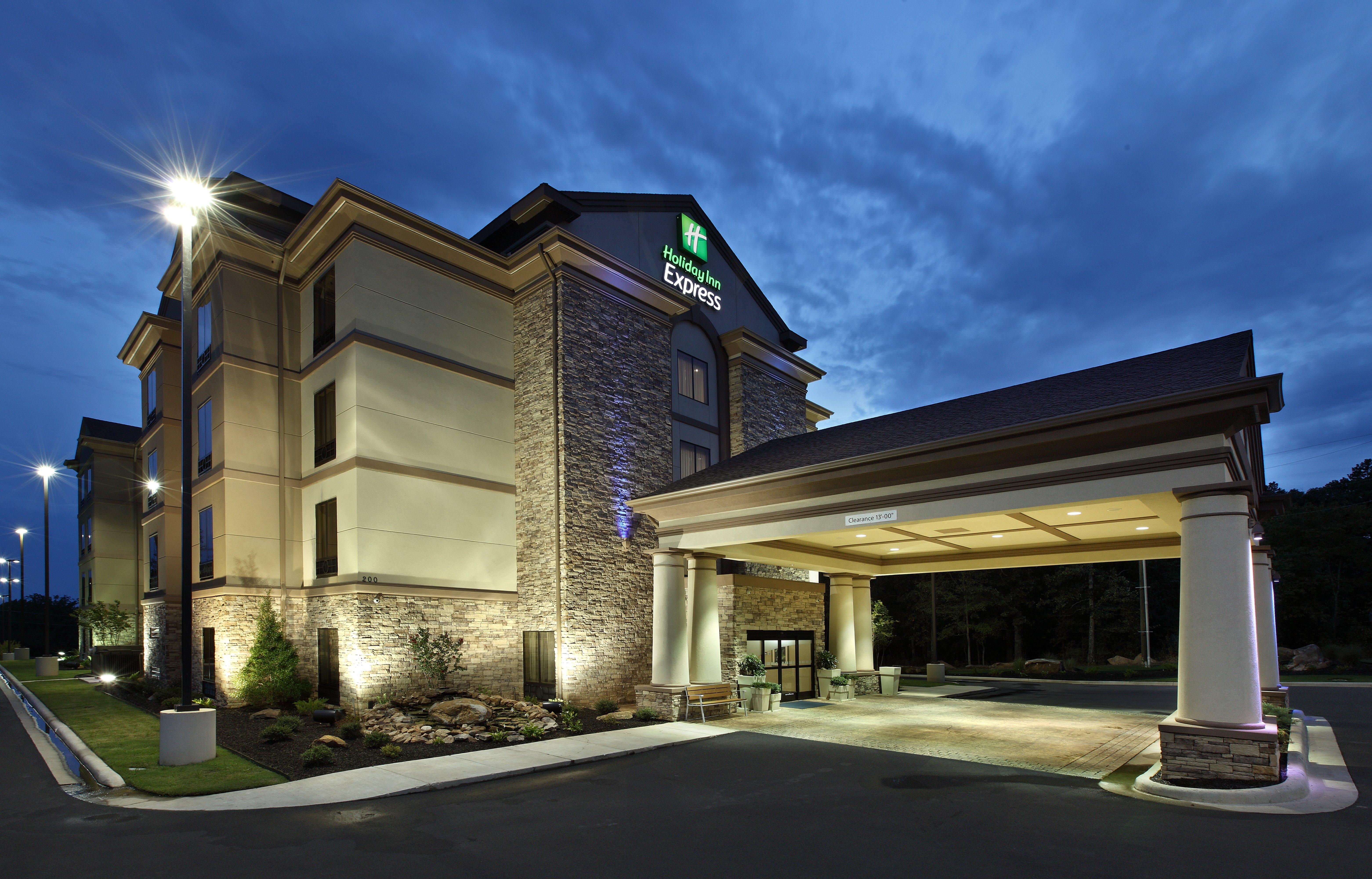 Holiday Inn Express & Suites Maumelle By Ihg Екстер'єр фото