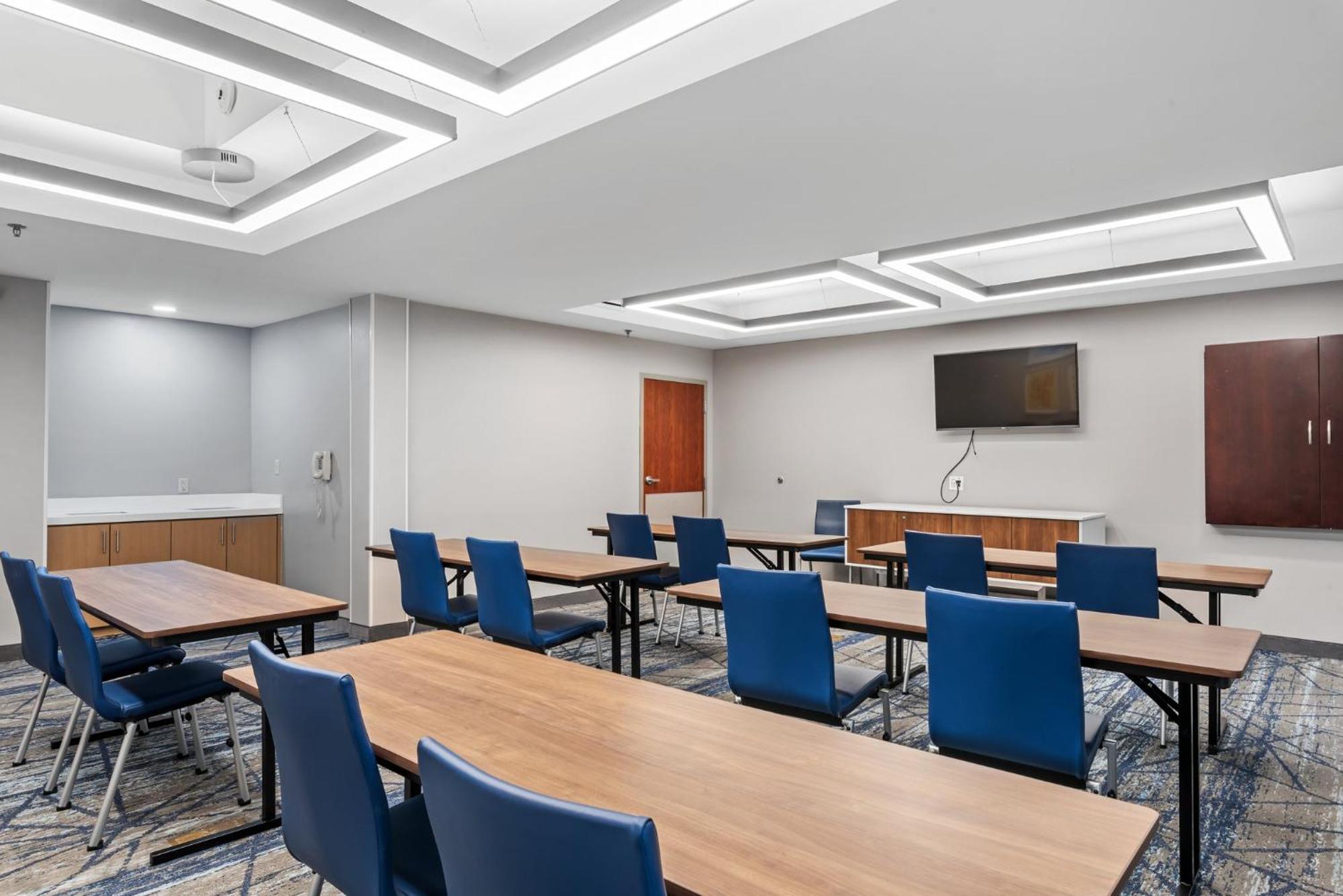 Holiday Inn Express & Suites Maumelle By Ihg Екстер'єр фото