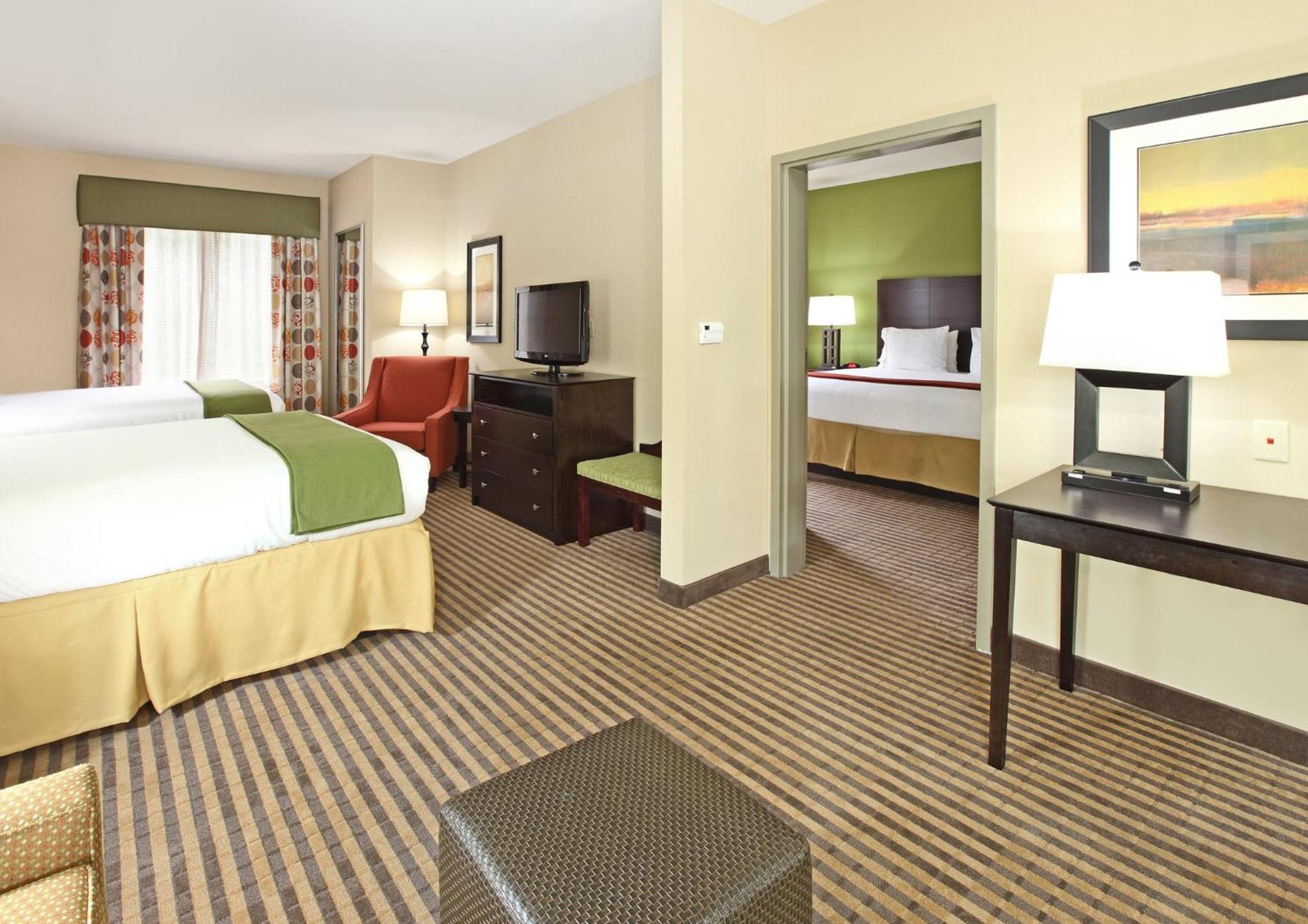 Holiday Inn Express & Suites Maumelle By Ihg Екстер'єр фото